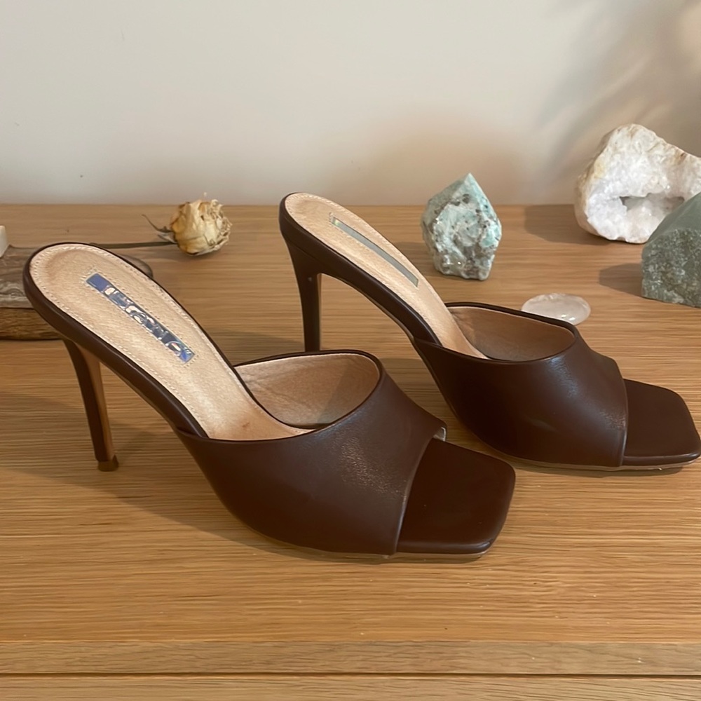 chic style heels for all-day comfort and modern look
